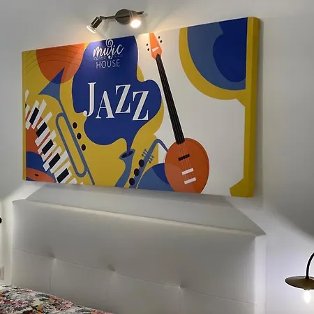 Bed & Breakfast Music House