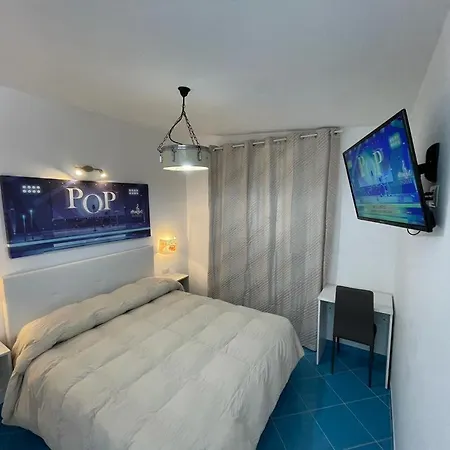Music House 4*