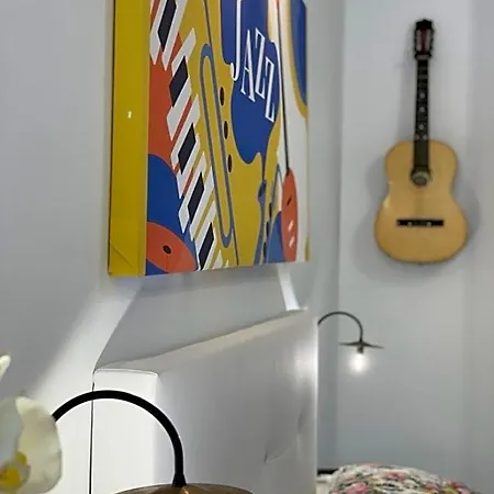 Music House 4*